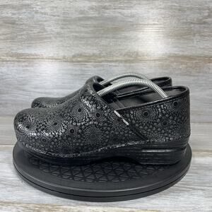 Dansko Black Patterned Clogs XP size 39